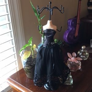 Jewelry holder so cute!!